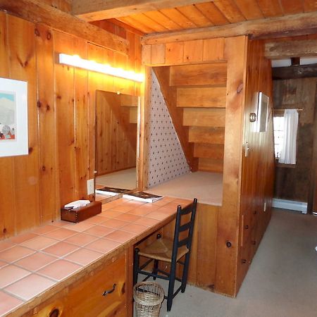 Blueberry Hill Inn Brandon Экстерьер фото