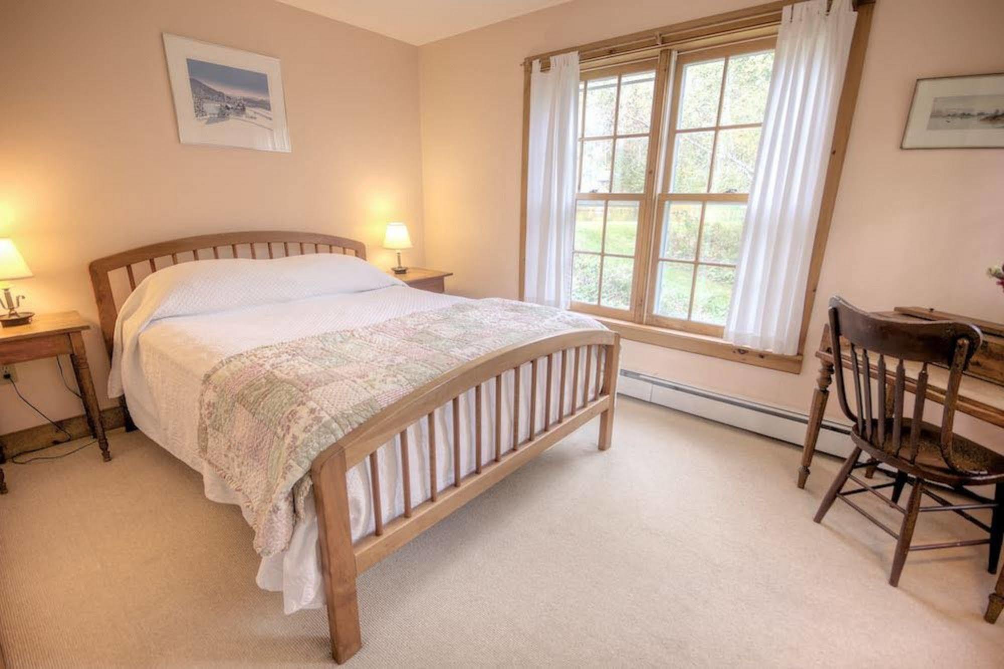 Blueberry Hill Inn Brandon Экстерьер фото